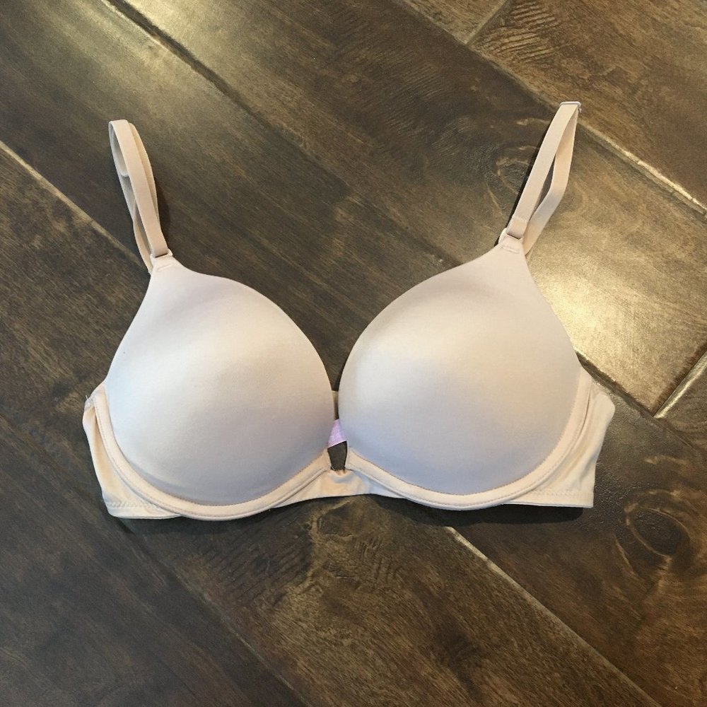 🛑SOLD🛑 VS padded bra, sz 34C